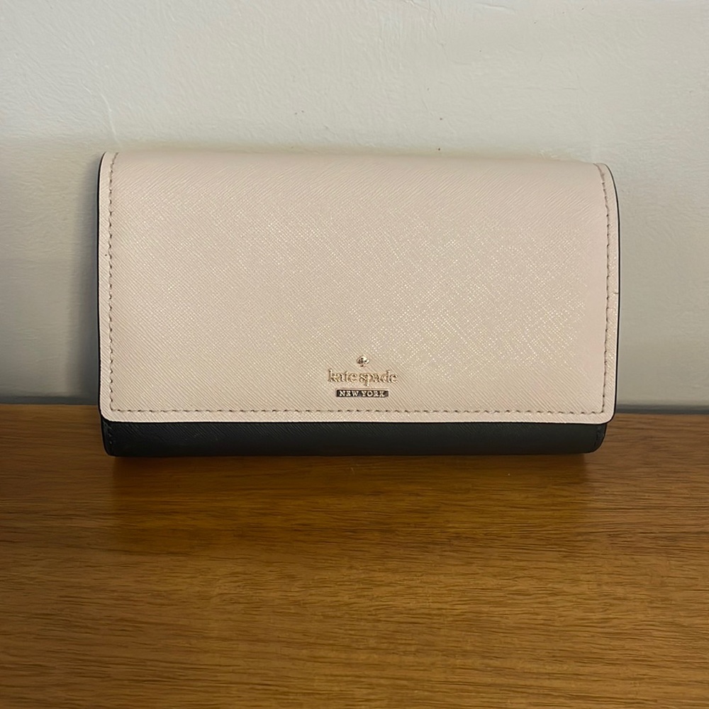 Kate spade Cameron street Corin crossbody bag clutch. New